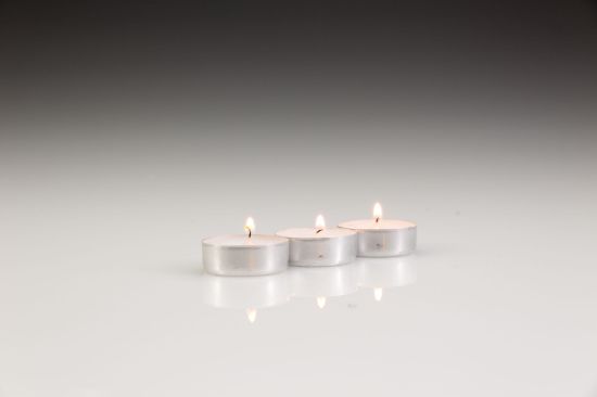 Picture of WHITE TEALIGHTS 4 HOUR BURN (PACK OF 100)